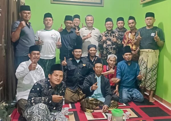 Kang Suhali, Kahmi Demak  dan Problem Sosial  Ekonomi Kemasyarakatannya